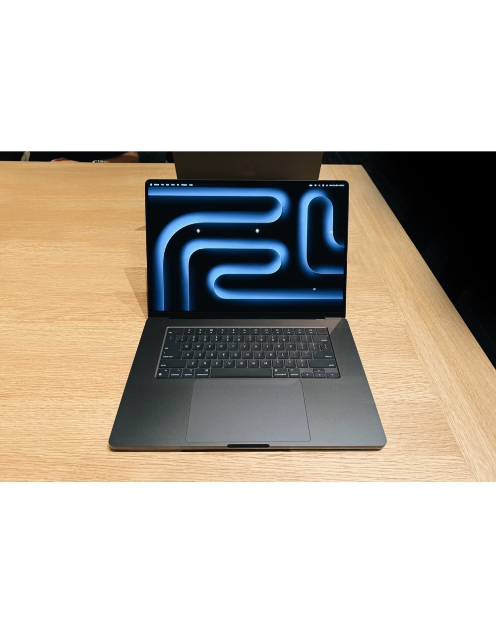 apple-macbook-m3-chip-launch-reveal-4
